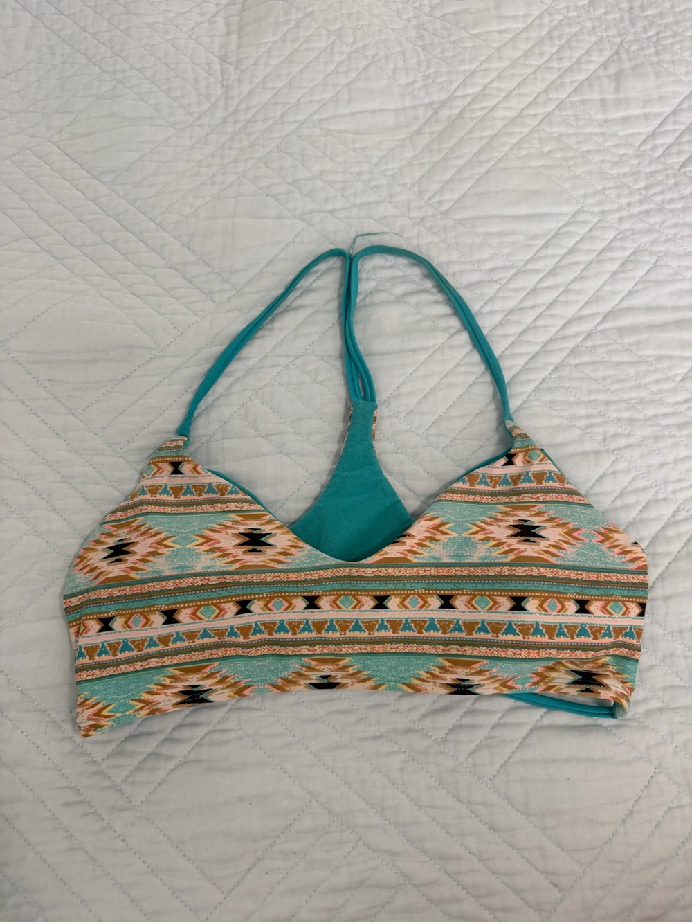Body Glove Medium Aztec print $12 5/26 only
